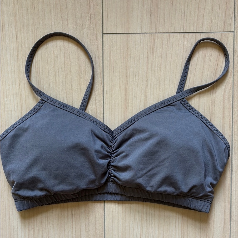 HANDFUL Adjustable Sports Bra. Grey. Size Small